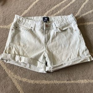 Gap vintage look striped shorts 2